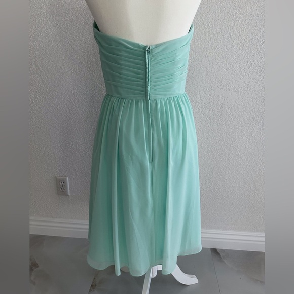 Alfred Angelo Green One-Shoulder Ruched Wedding Guest Dress - Picture 4 of 5